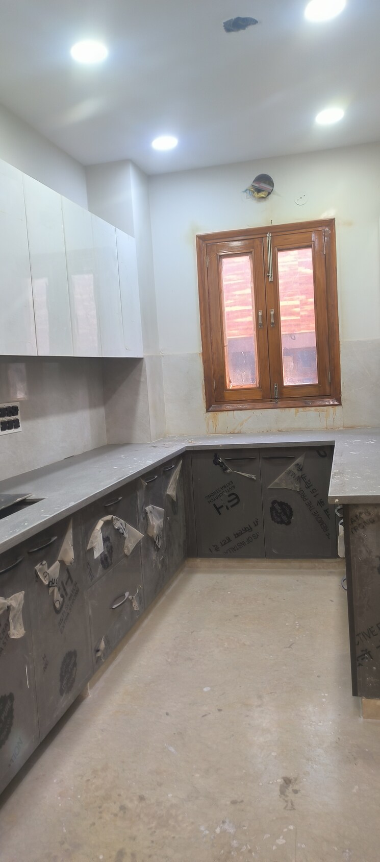 Kitchen, azad nagar 3 Bedroom 135 Sq.Yd. Builder Floor In Azad Nagar Delhi 8136542