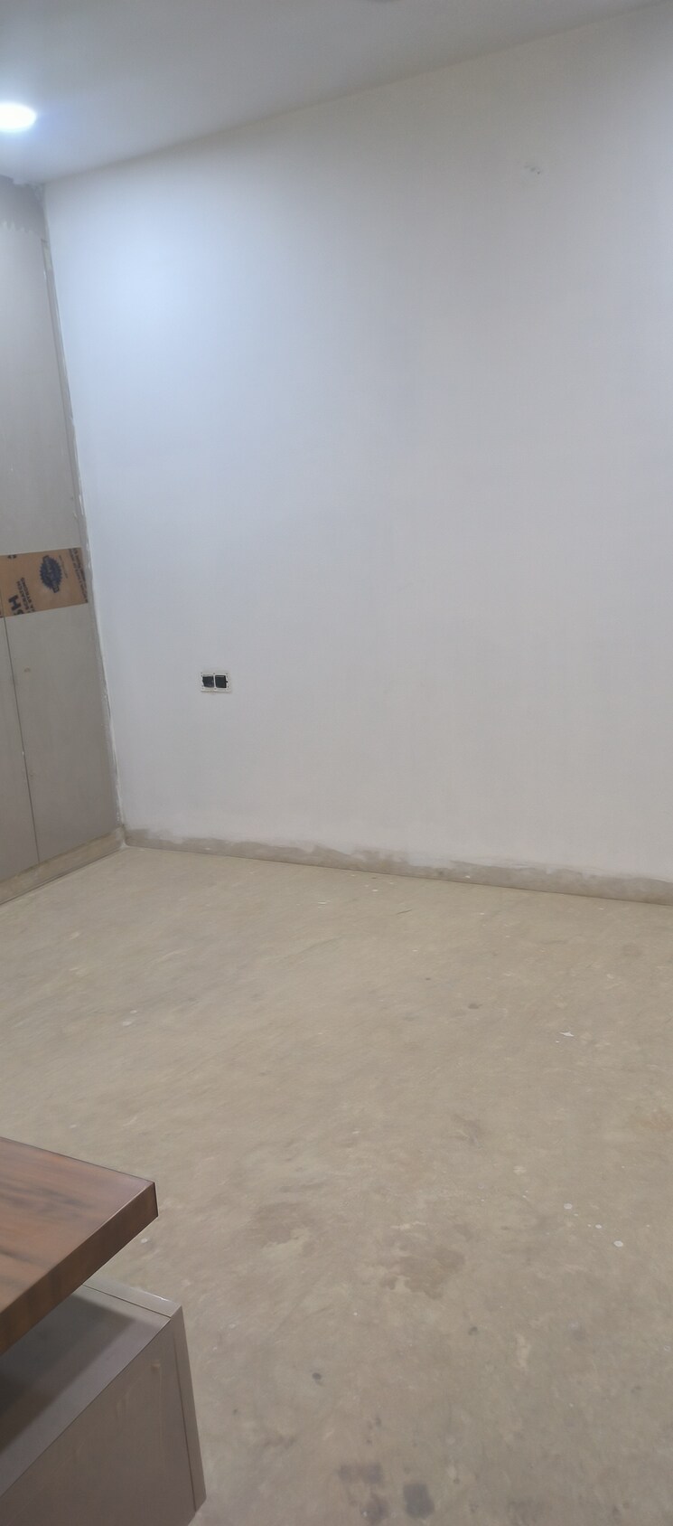 Room, azad nagar 3 Bedroom 135 Sq.Yd. Builder Floor In Azad Nagar Delhi 8136542