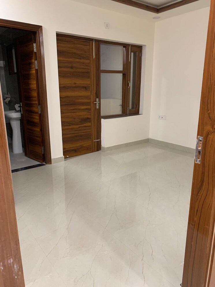 Room, rps-palm-drive 2 Bedroom 125 Sq.Ft. Builder Floor In Sector 88 Faridabad 8136594