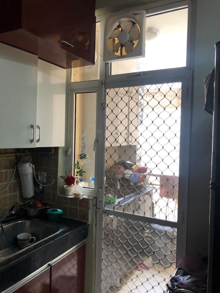 Kitchen, mahagun-mywoods 2 Bedroom 1000 Sq.Ft. Apartment In Sector 16c Greater Noida Greater Noida 8136660