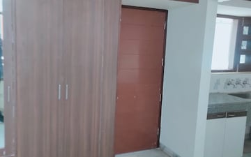 1 BHK Independent House For Rent in Sector 7