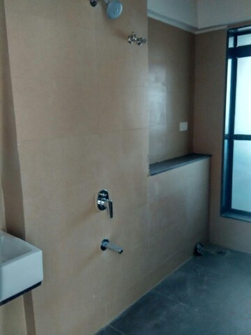 Room in 2 BHK Apartment at Rajesh Raj Infinia, Malad West – for Rent
