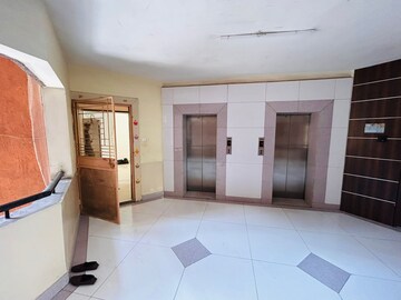 Room in 3 BHK Apartment at Magarpatta Trillium, Hadapsar – for Rent