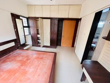 Room in 3 BHK Apartment at Magarpatta Trillium, Hadapsar – for Rent