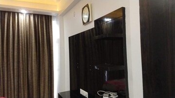 Furnished Amenities in 2.5 BHK Apartment at Mahagun Mywoods II, Sector 16c Greater Noida – for Sale