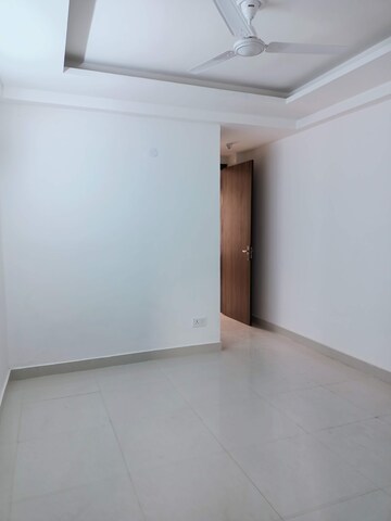 Room in 1 BHK Builder Floor at Palm Residency Chhatarpur, Chattarpur – for Rent