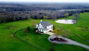  Plot – Garden View at Sushant Lok 3, Sector 57 - for Sale