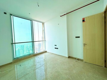 Room in 2 BHK Apartment at Lodha Vista, Lower Parel – for Rent