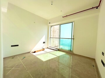 Room in 2 BHK Apartment at Lodha Vista, Lower Parel – for Rent