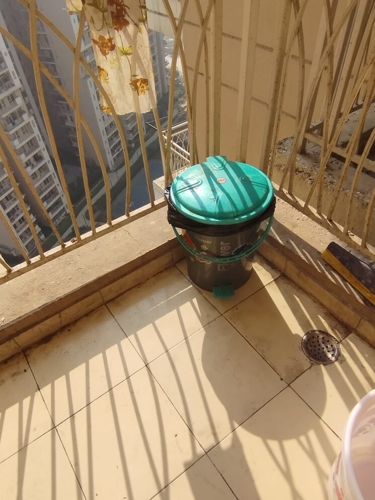 Balcony, mahagun-mywoods 2 Bedroom 935 Sq.Ft. Apartment In Sector 16c Greater Noida Greater Noida 8136801