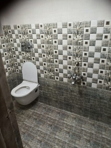 Bathroom in 2 BHK Apartment at Seawoods – for Sale