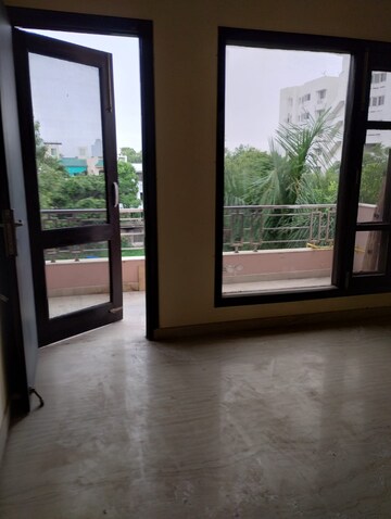 3 BHK Builder Floor For Rent in Janakpuri