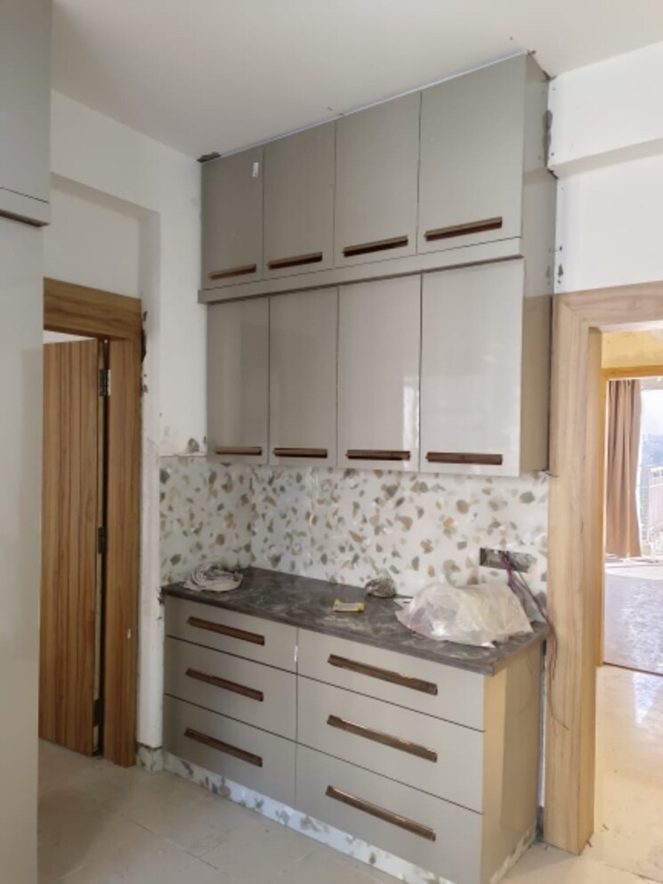 Kitchen, mapsko-royale-ville 6+ Bedroom 5500 Sq.Ft. Villa In Sector 82 Gurgaon 8136956