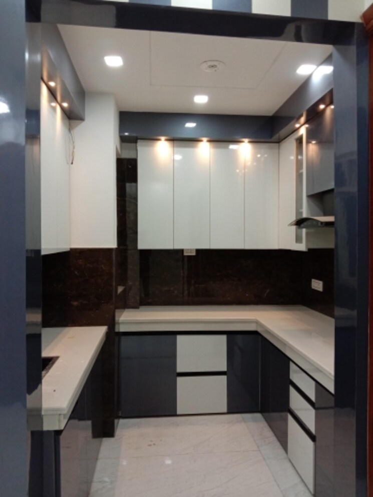 Kitchen, dwarka mor 4 Bedroom 1080 Sq.Ft. Builder Floor In Dwarka Mor Delhi 8136918