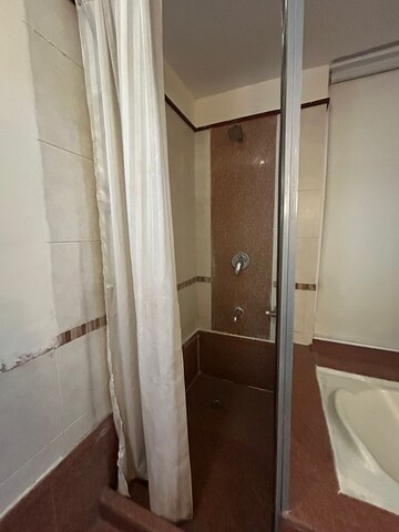 Bathroom in 1 BHK Builder Floor at Ansal Sushant Lok I, Sector 43 – for Rent