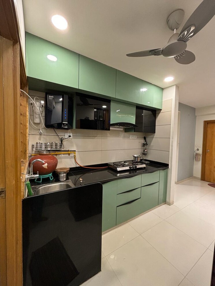 Kitchen, gota 3 Bedroom 1503 Sq.Ft. Apartment In Gota Ahmedabad 8137093