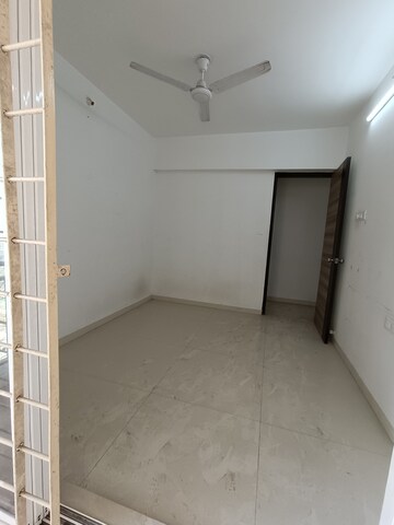 Room in 2 BHK Apartment at PNK Imperial Heights, Mira Road – for Rent