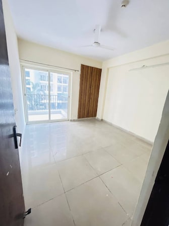 3 BHK Apartment For Rent in Panchsheel Greens Sector 16 Greater Noida Greater Noida  8137097