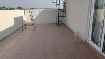 Room in 5 BHK Villa at Kollur – for Sale