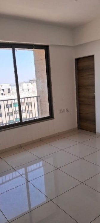 3 BHK Apartment For Resale in Chandkheda Ahmedabad  8137124