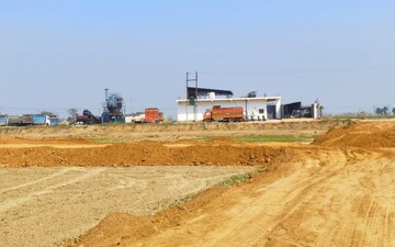 Plot For Sale in Unnati Suites, Sector 144
