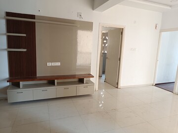 Room in 2 BHK Apartment at Pacifica Hillcrest Phase 1, Gachibowli – for Rent