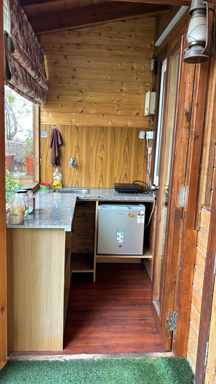 Kitchen, jangpura 1 RK 500 Sq.Ft. Builder Floor In Jangpura Delhi 8137131