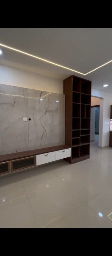 Room in 3.5 BHK Apartment at Prestige Tranquil, Kokapet – for Rent