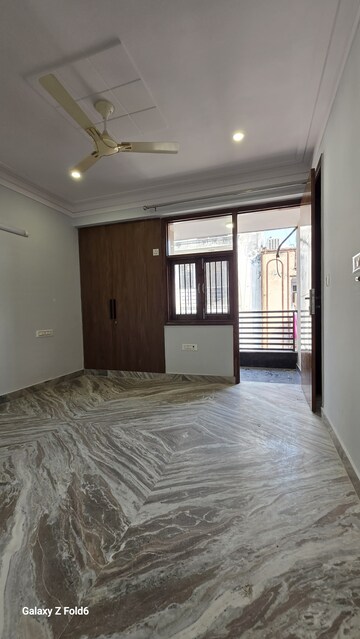 Master Bedroom in 2 BHK Builder Floor at Chattarpur – for Rent