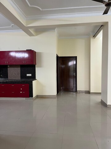 Living Room in 3 BHK Independent House at RWA Apartments Sector 41, Sector 41 – for Rent