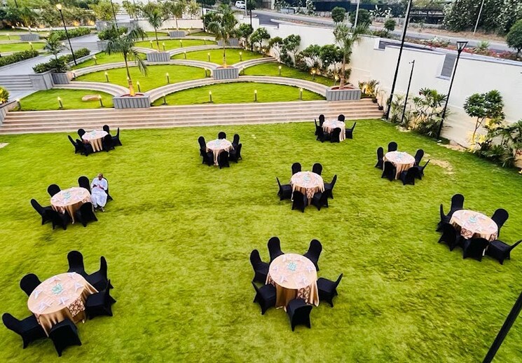 Garden, prestige-nirvana  500 Sq.Yd. Plot In Rajendra Nagar Hyderabad 8137309