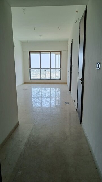 Room in 2 BHK Apartment at Celestia Spaces, Sewri – for Sale