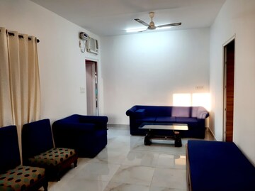 Living Room in 2 BHK Builder Floor at Saket – for Rent