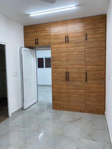Room in 2 BHK Builder Floor at Saket – for Rent