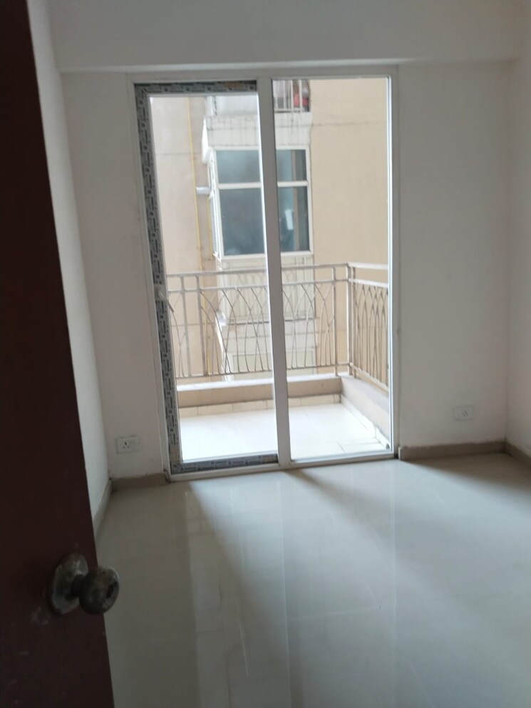 Room, mahagun-mywoods-iii 2.5 Bedroom 1125 Sq.Ft. Apartment In Sector 16c Greater Noida Greater Noida 8137396