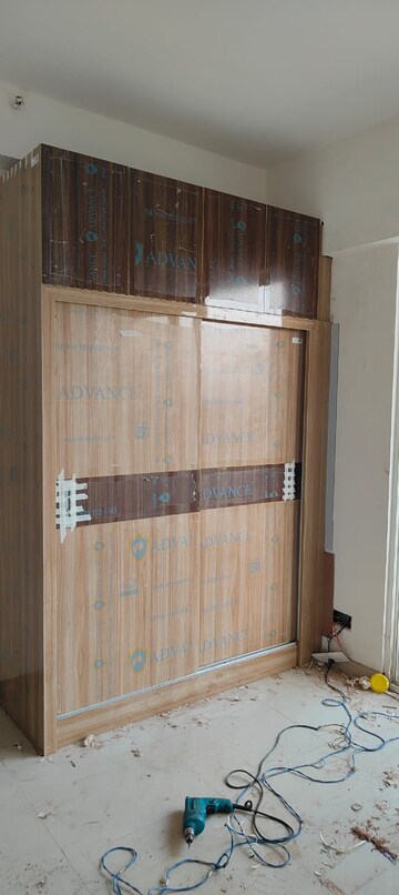 Furnished Amenities in 2.5 BHK Apartment at Mahagun Mywoods III, Sector 16c Greater Noida – for Sale
