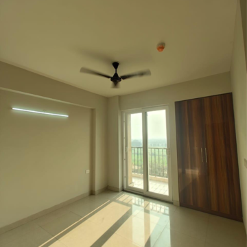 Room in 2 BHK Apartment at Tata Value Homes, Chi V Greater Noida – for Sale