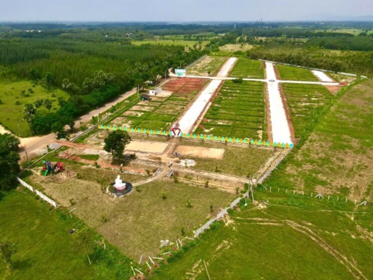 Garden, ayyannapeta  150 Sq.Yd. Plot In Ayyannapeta Vizianagaram 8137427