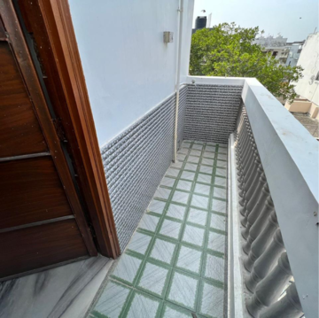 Balcony in 1.5 BHK Villa at Sector 23 – for Rent