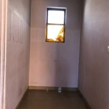 Room in 2.5 BHK Villa at Sector 21 – for Rent
