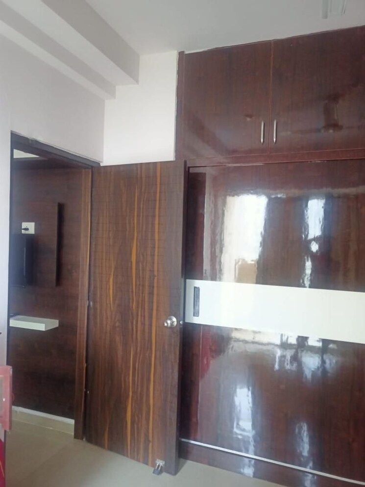 Kitchen, mahagun-mywoods-iii 2 Bedroom 960 Sq.Ft. Apartment In Sector 16c Greater Noida Greater Noida 8137603