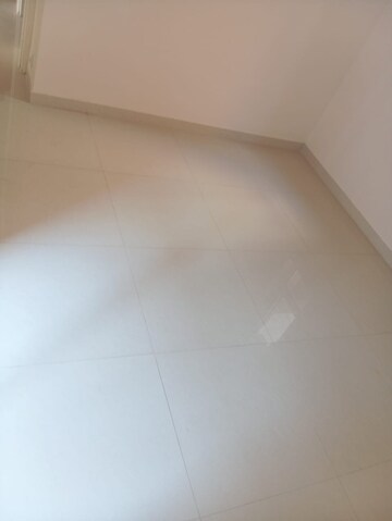 Room in 3 BHK Apartment at Godrej Green Cove, Mahalunge – for Rent