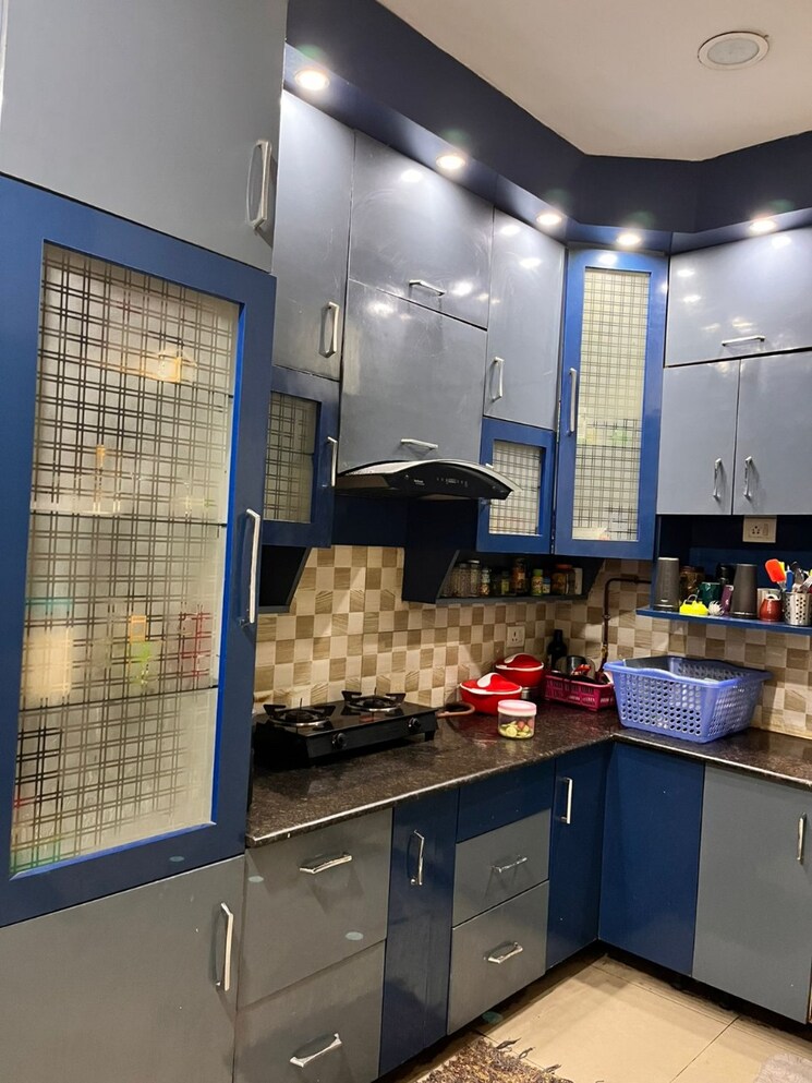 Kitchen, mahagun-mywoods-iii 2.5 Bedroom 1125 Sq.Ft. Apartment In Sector 16c Greater Noida Greater Noida 8137698