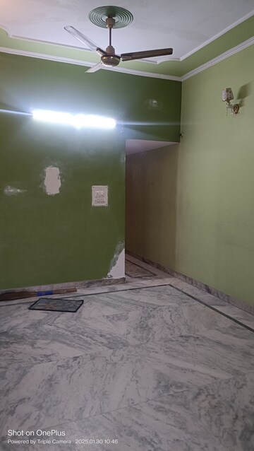 Room in 2 BHK Builder Floor at Ashoka Enclave 3, Sector 35 – for Rent