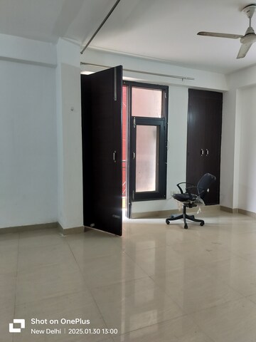Master Bedroom in 1.5 BHK Builder Floor at Chattarpur – for Rent