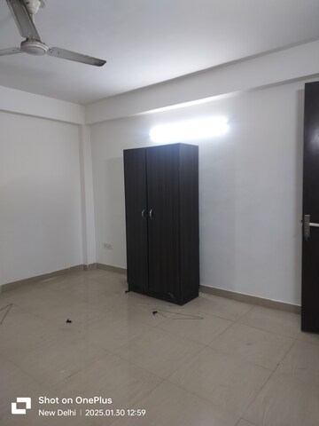 Living Room in 1.5 BHK Builder Floor at Chattarpur – for Rent