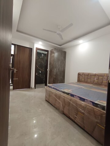 Bedroom in 3 BHK Builder Floor at Saket – for Rent