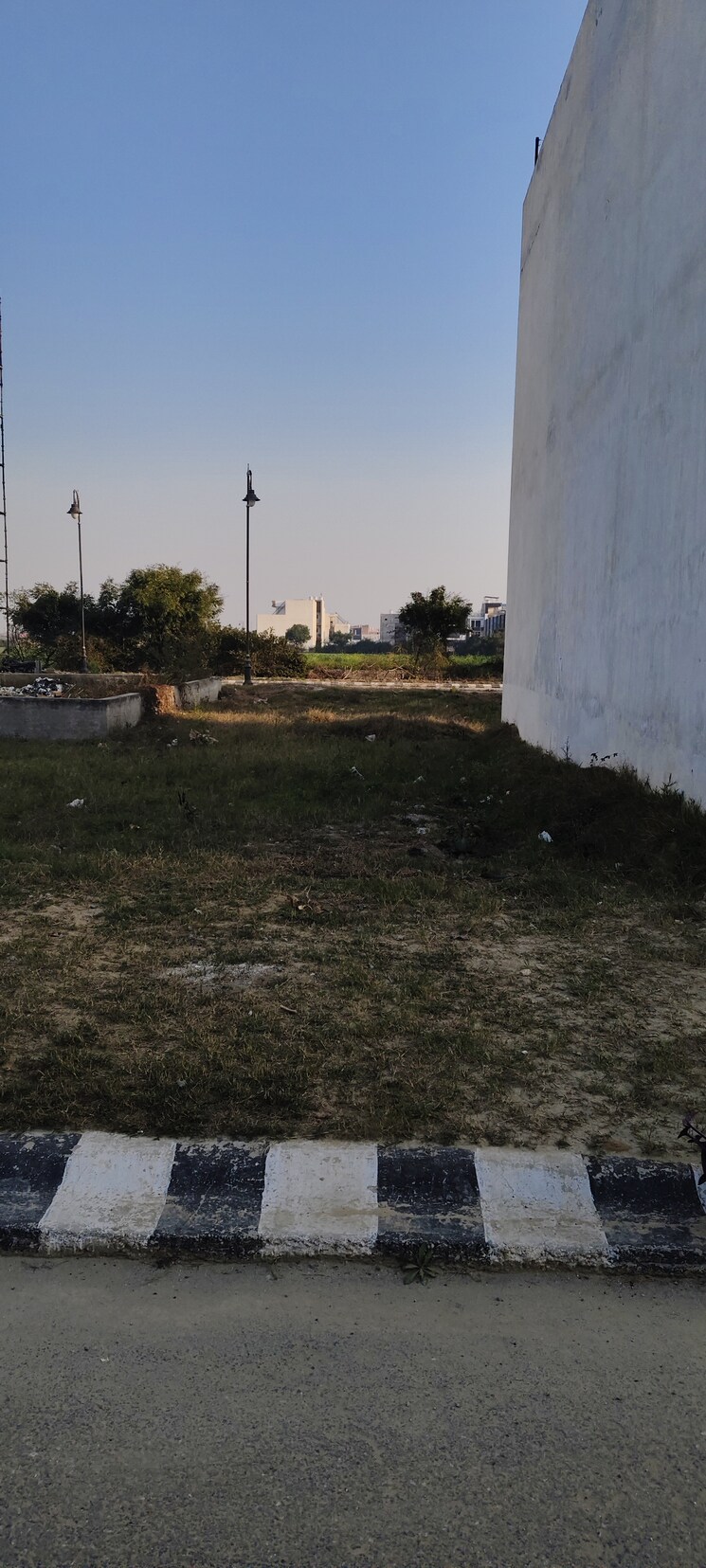 undefined, wave-city  188 Sq.Yd. Plot In Wave City Ghaziabad 8137761