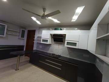 Kitchen in 3 BHK Builder Floor at Ansal Sushant Lok I, Sector 43 – for Rent