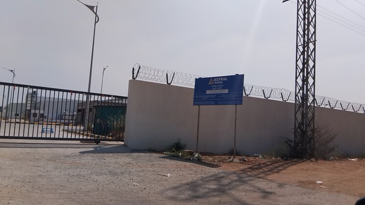 Nearby, hayathabad  151 Sq.Yd. Plot In Hayathabad Hyderabad 8137774